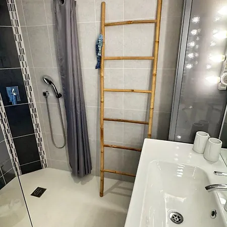 Daire Village Naturiste, Port-ambonne, 42 M2, Le Luxueux. Agde