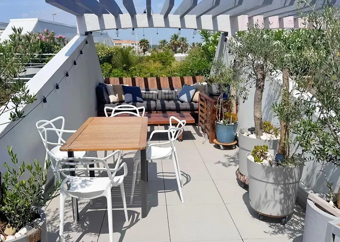 Village Naturiste, Port-ambonne, 42 M2, Le Luxueux.